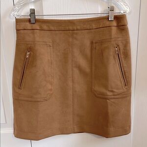 Loft Outlet NWT brown faux suede mini skirt, size 8